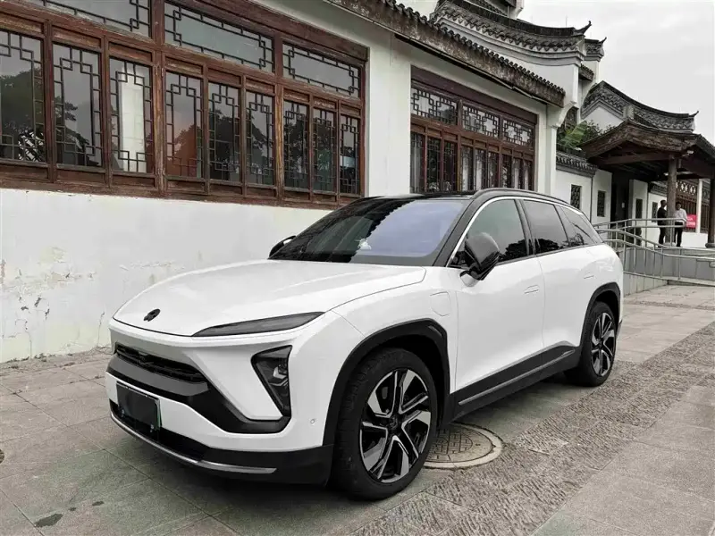 NIO ES6