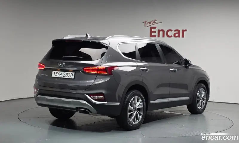 Hyundai Santa Fe (Santafe)