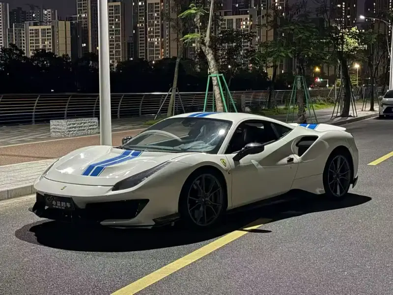 Ferrari 488