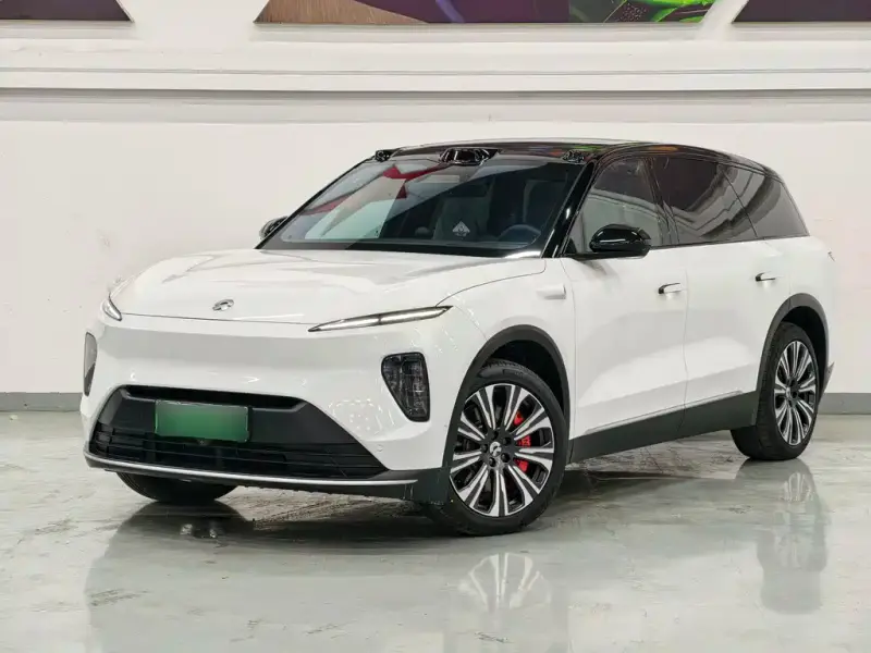 NIO ES8