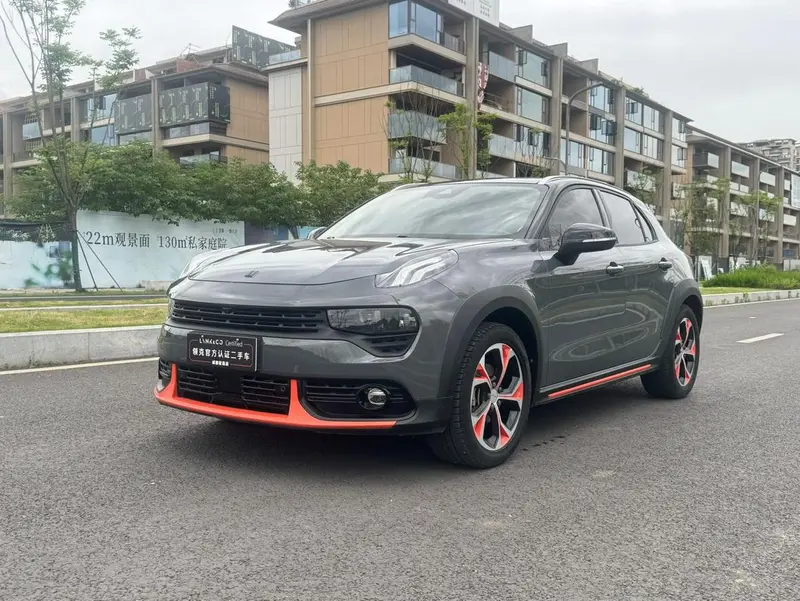 Lynk & Co 02
