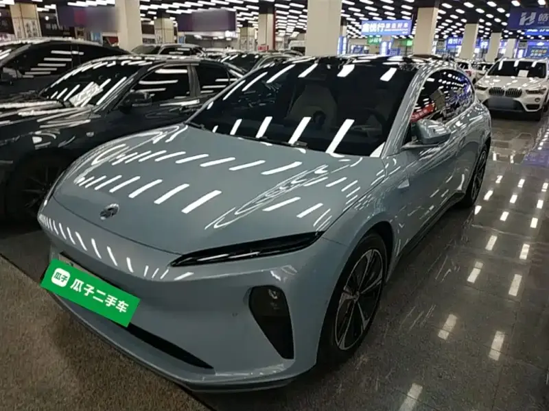NIO ET5T