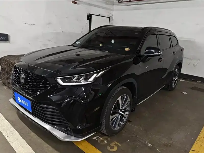 Toyota Crown Kluger