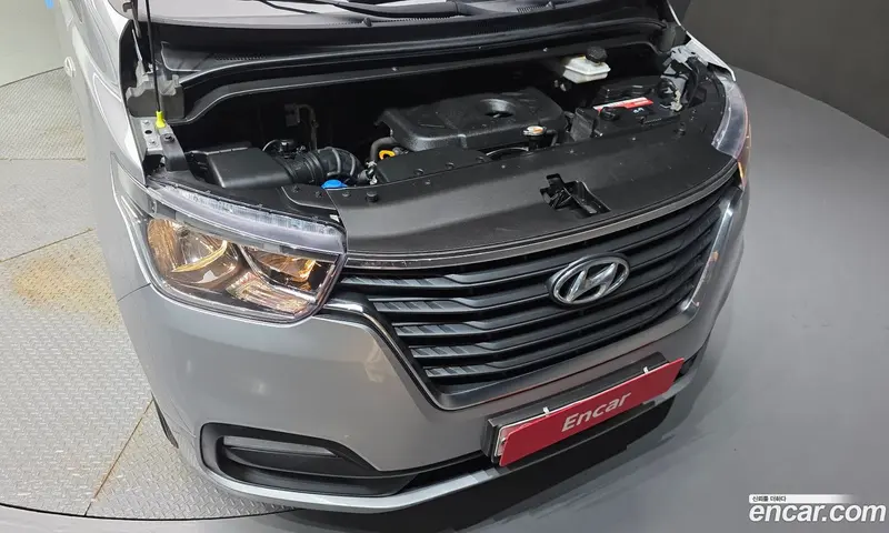 Hyundai H-1