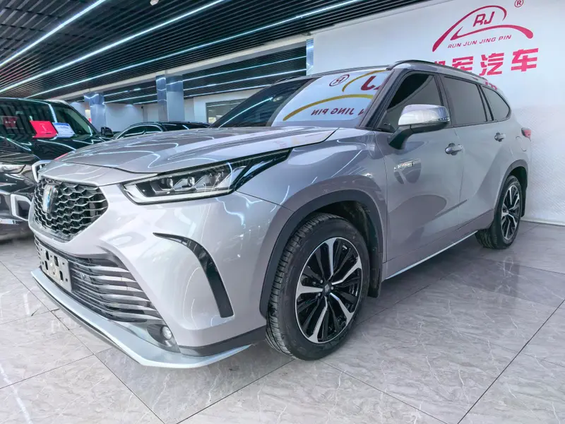 Toyota Crown Kluger