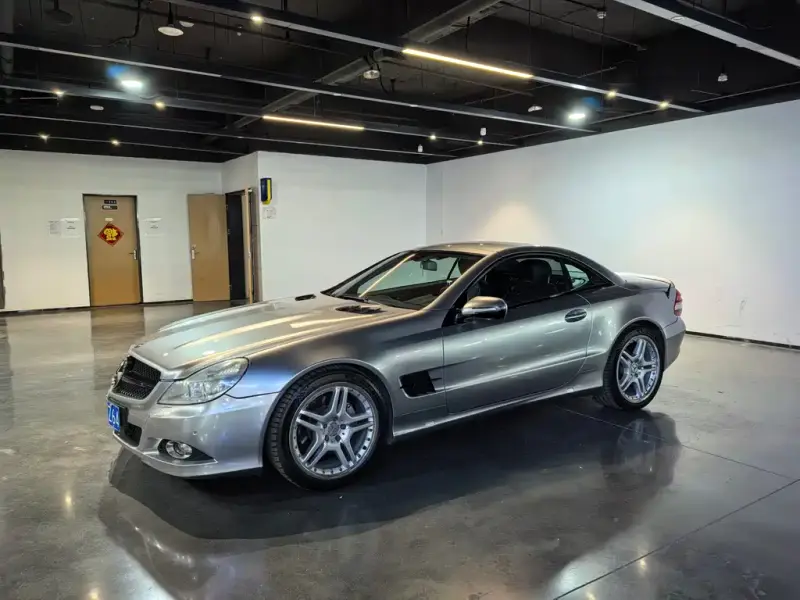 Mercedes-Benz SL-Class