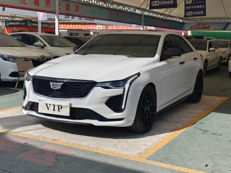 Cadillac CT4