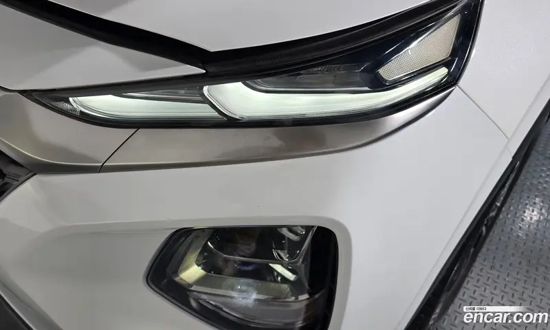 Hyundai Santa Fe (Santafe)