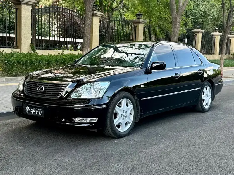 Lexus LS