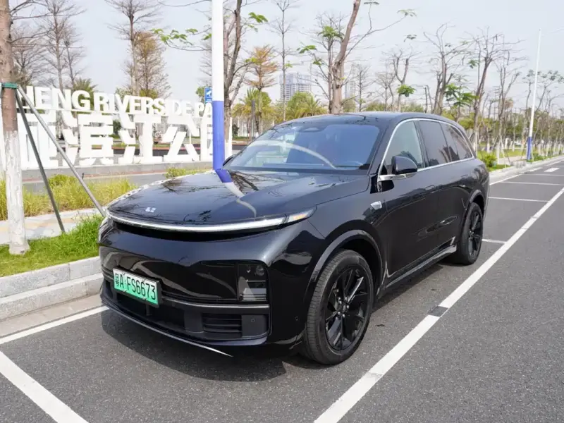 Li Auto L8