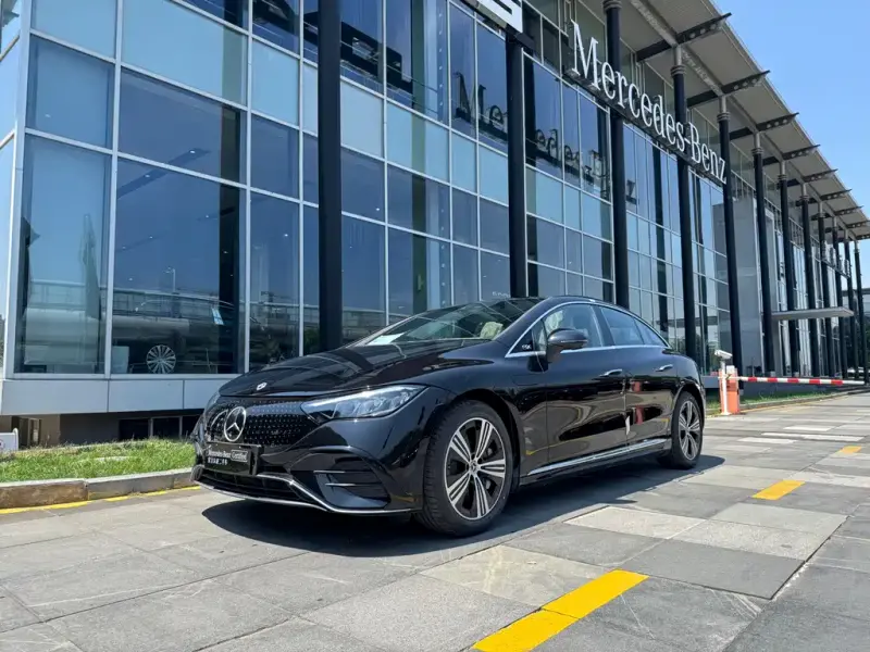 Mercedes-Benz EQE