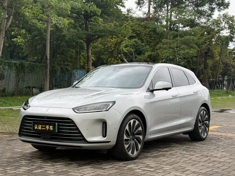 AITO M5