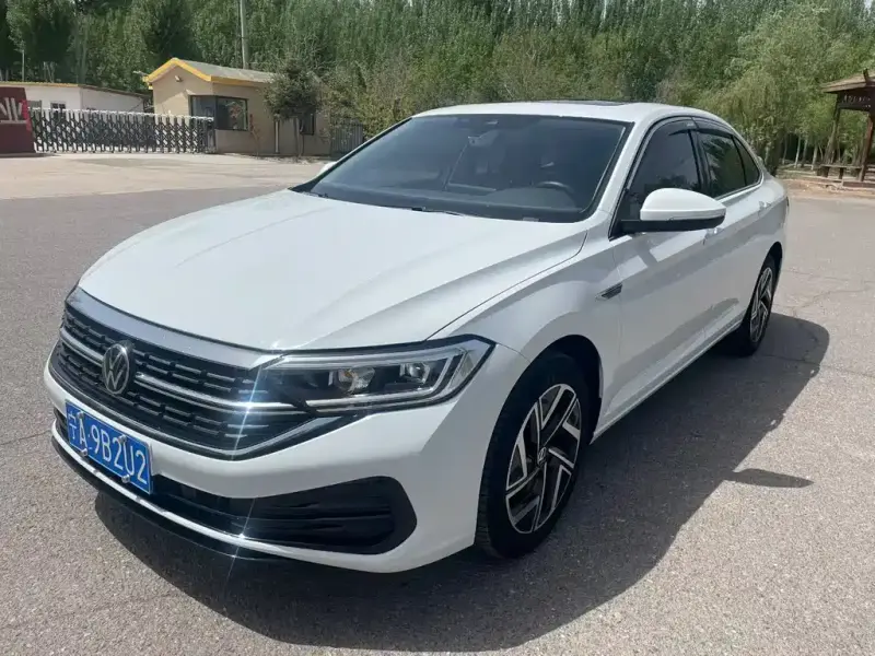 Volkswagen Sagitar