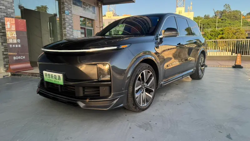 Li Auto L9