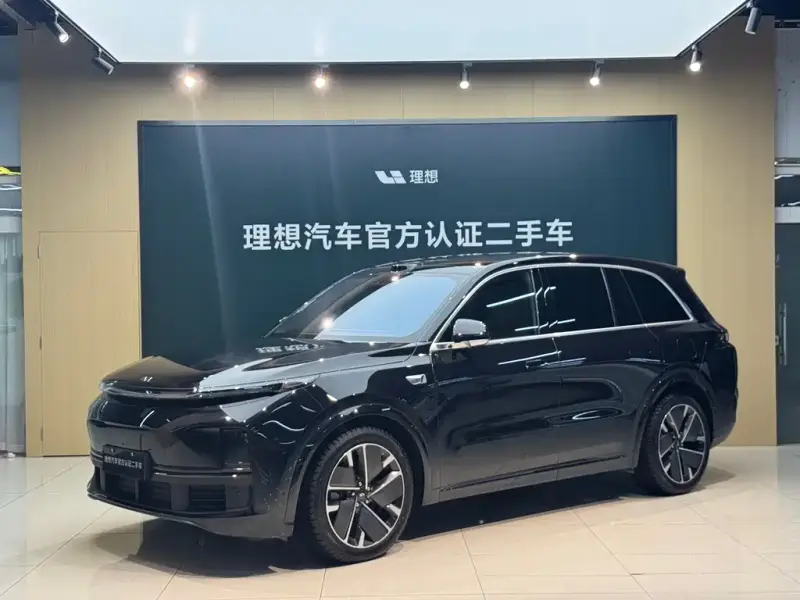 Li Auto L8