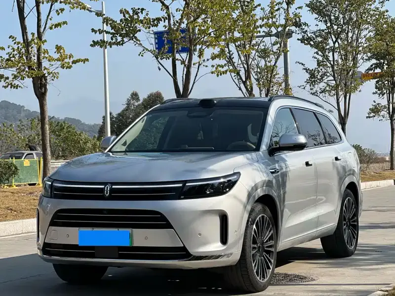 AITO M7