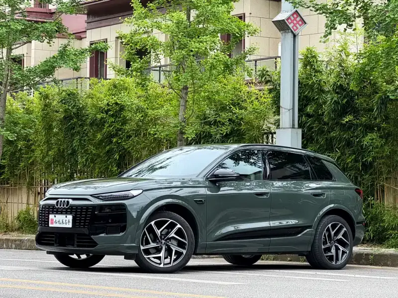 Audi Q6L e-tron