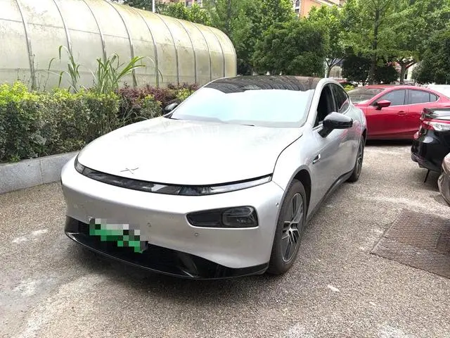 XPeng P7