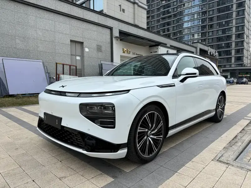 XPeng G9