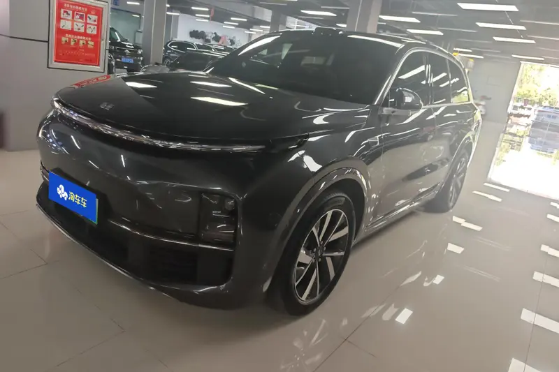 Li Auto L8