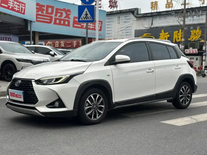 Toyota Yaris L