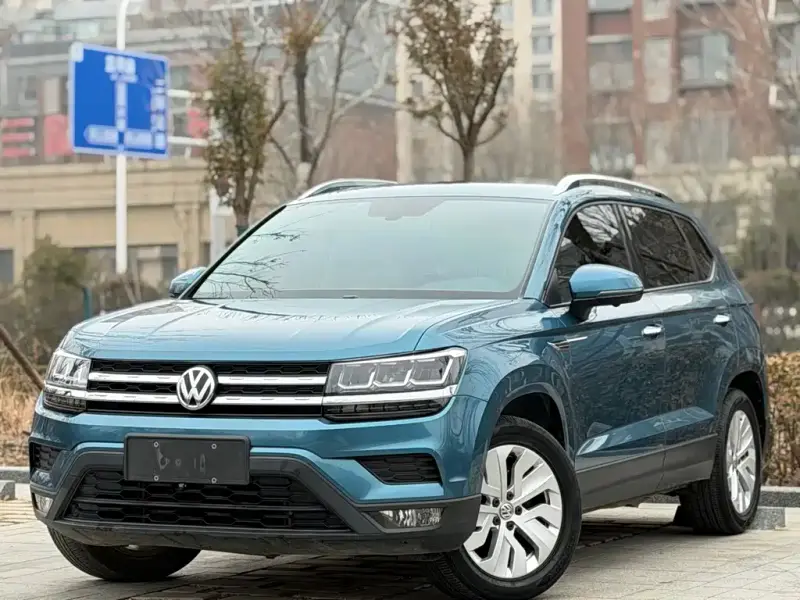 Volkswagen Tharu