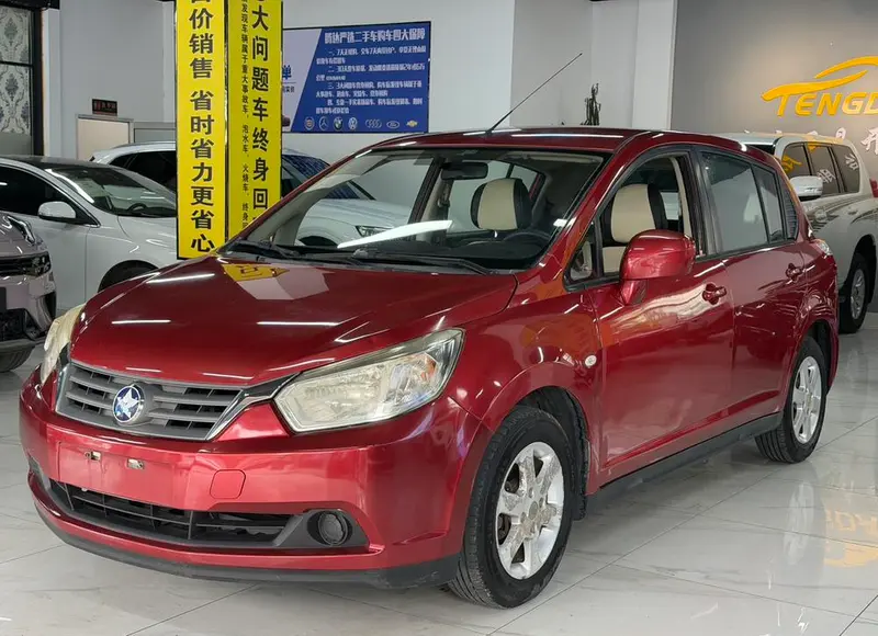 Venucia R50