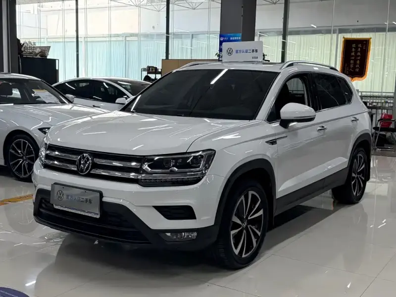Volkswagen Tharu