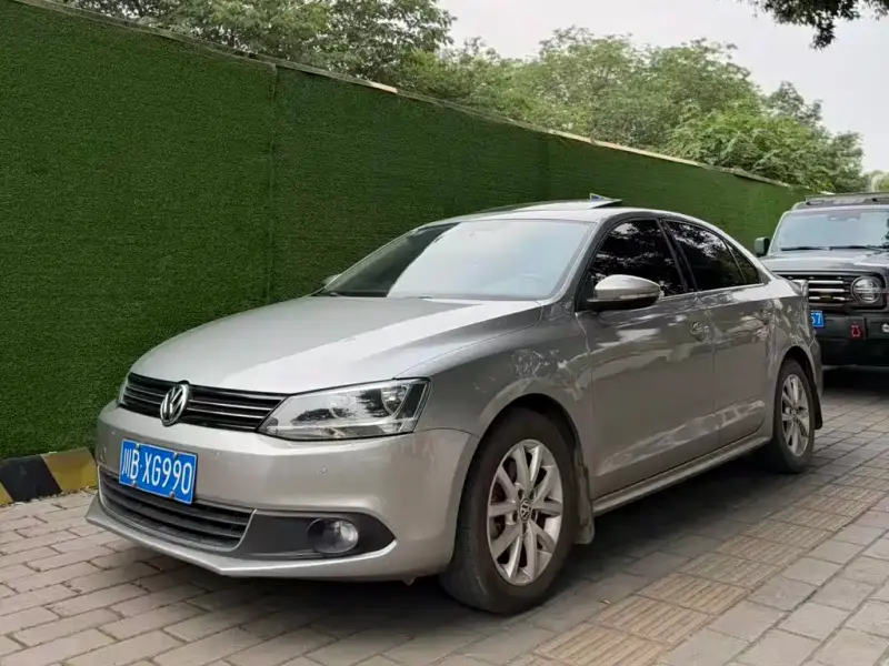 Volkswagen Sagitar
