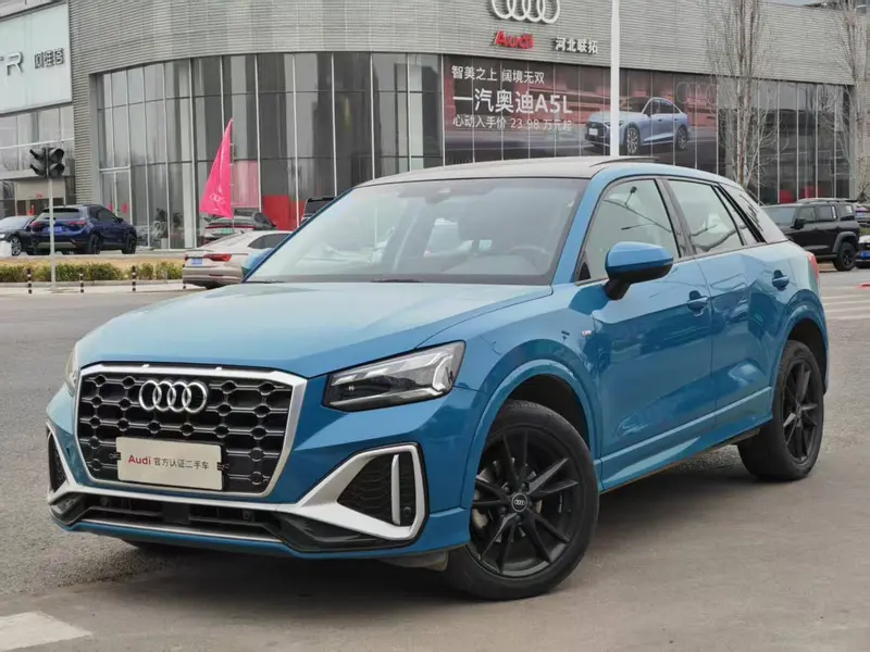 Audi Q2L