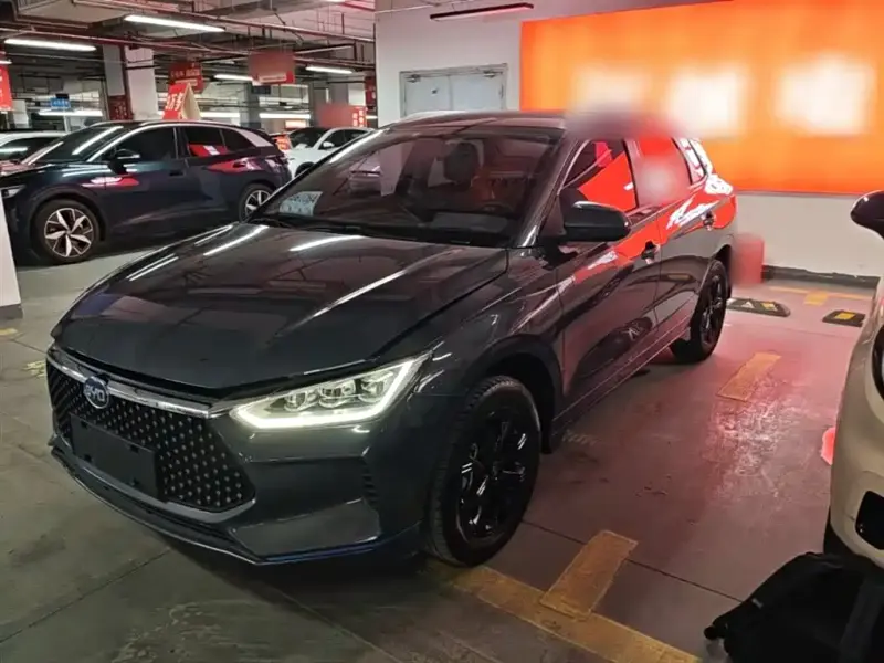BYD e2