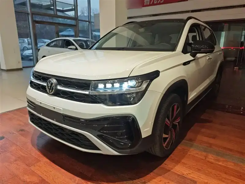 Volkswagen Tharu