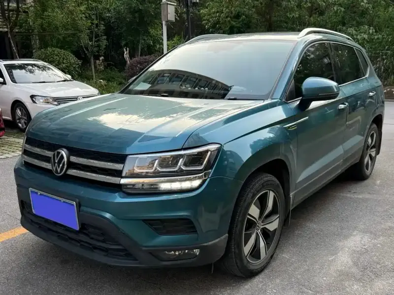 Volkswagen Tharu