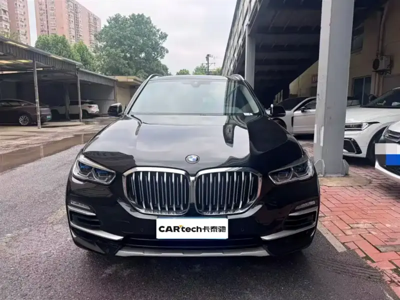 BMW X5 (Import)