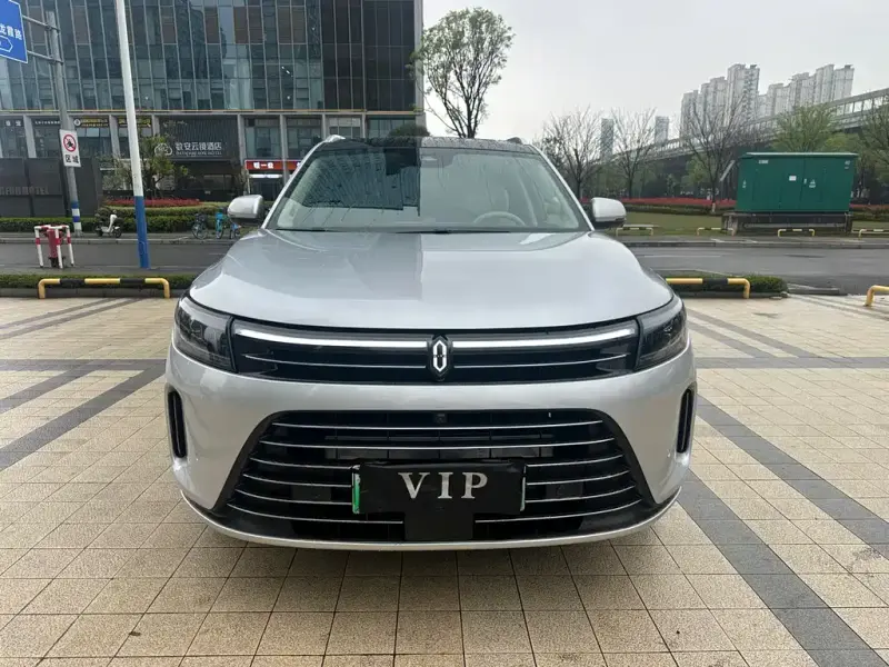 AITO M7