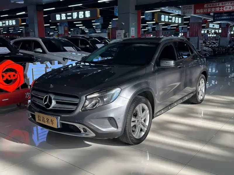Mercedes-Benz GLA