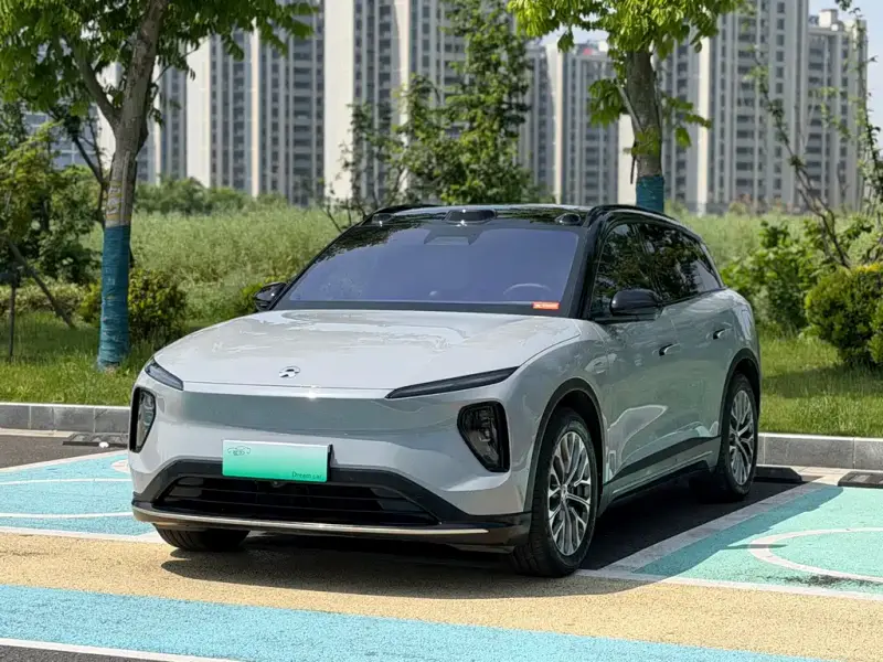 NIO ES6