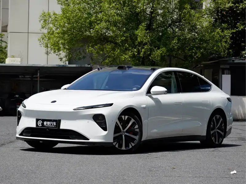 NIO ET7