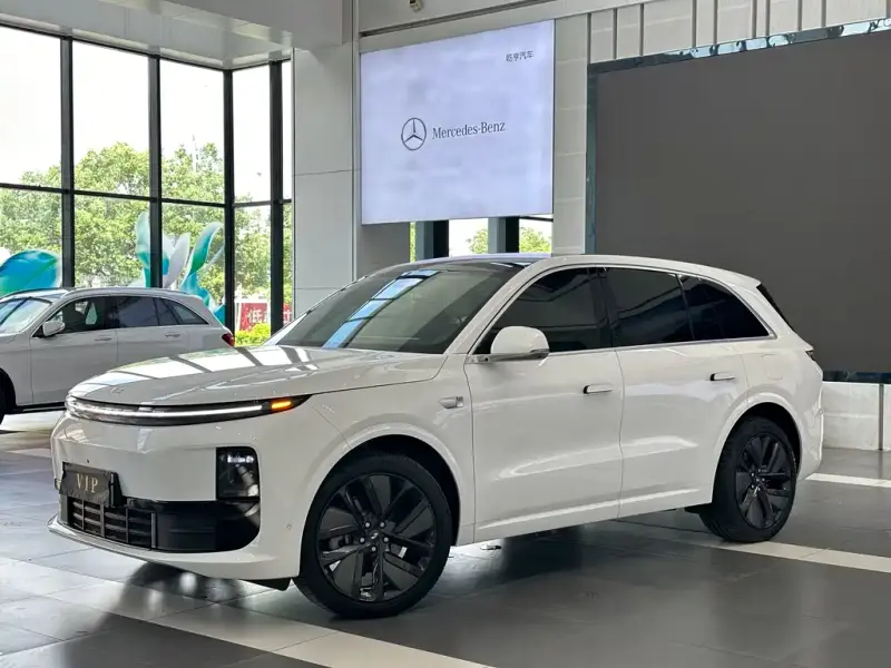 Li Auto L6