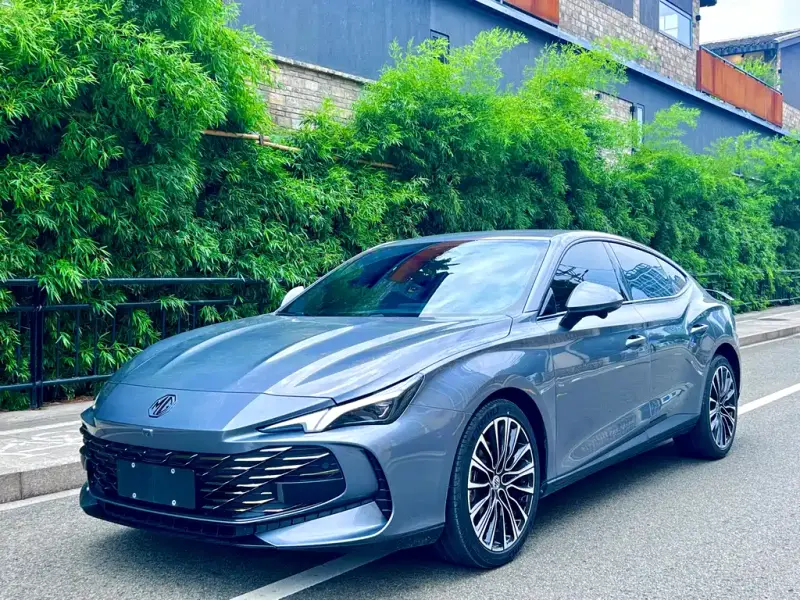 MG MG7