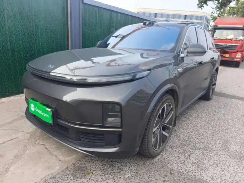 Li Auto L8