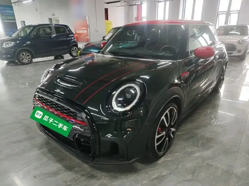 MINI JCW