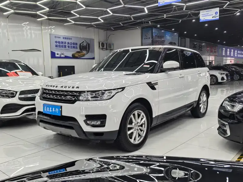 Land Rover Sport
