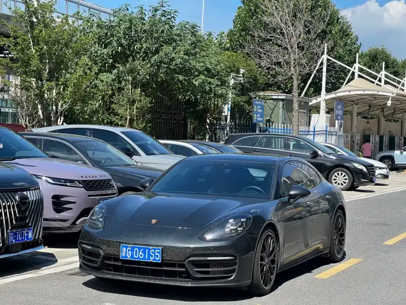 Porsche Panamera
