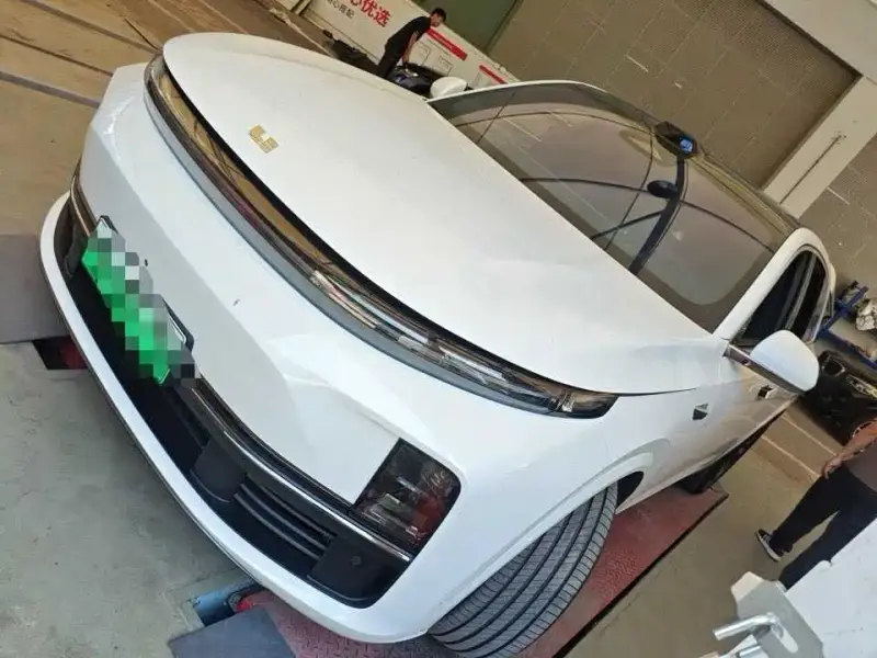 Li Auto L7