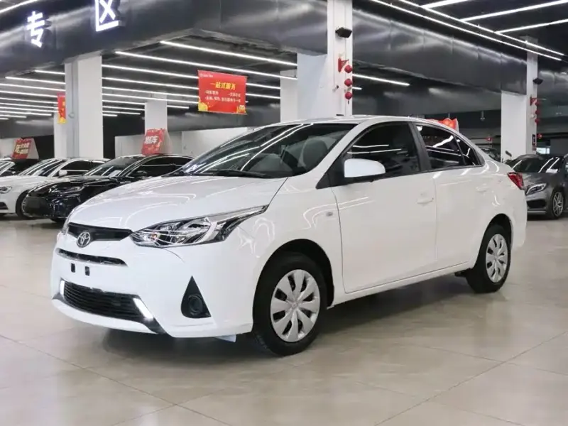 Toyota Yaris L