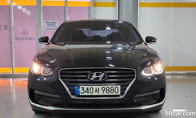 Hyundai Grandeur