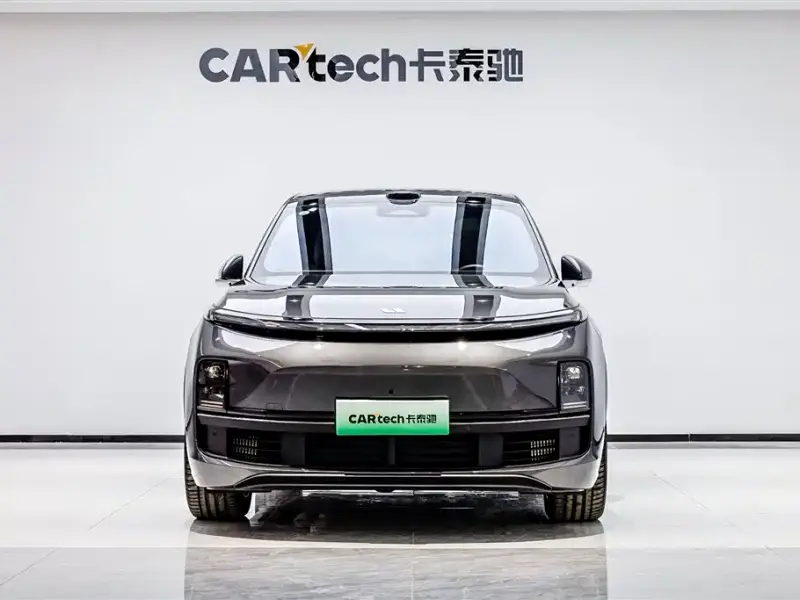 Li Auto L8