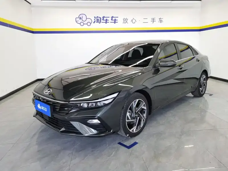 Hyundai Elantra