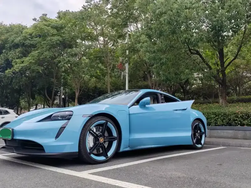 Porsche Taycan